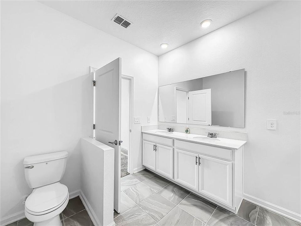 Active With Contract: $2,300 (4 beds, 2 baths, 1848 Square Feet)