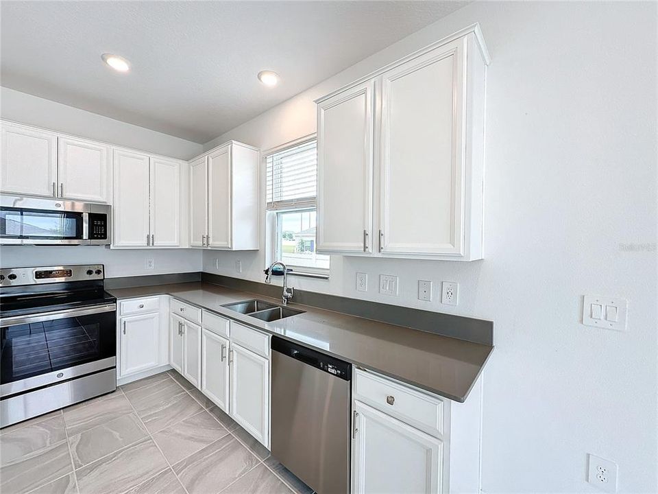 Active With Contract: $2,300 (4 beds, 2 baths, 1848 Square Feet)