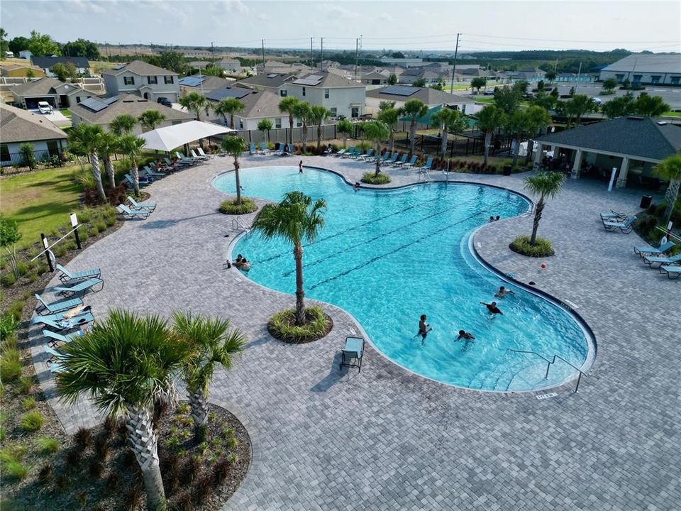 Active With Contract: $2,300 (4 beds, 2 baths, 1848 Square Feet)