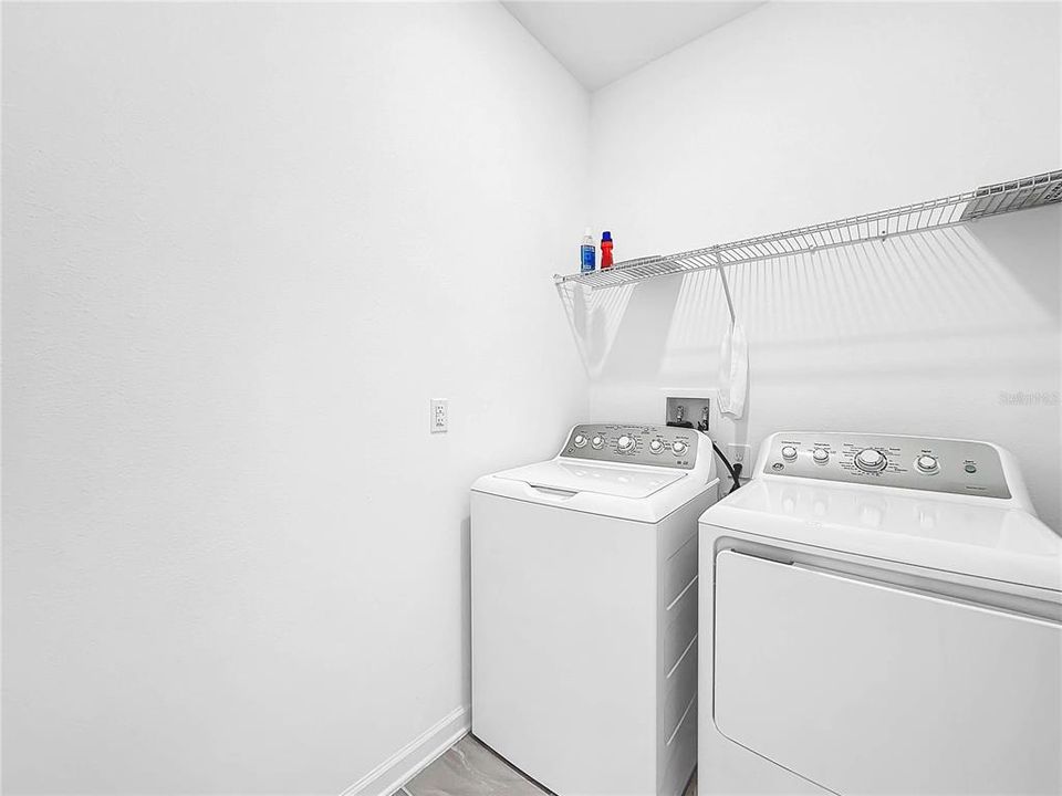 Active With Contract: $2,300 (4 beds, 2 baths, 1848 Square Feet)