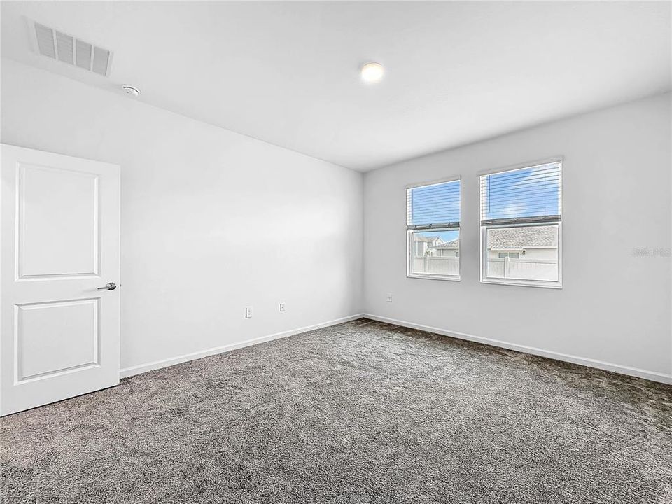 Active With Contract: $2,300 (4 beds, 2 baths, 1848 Square Feet)