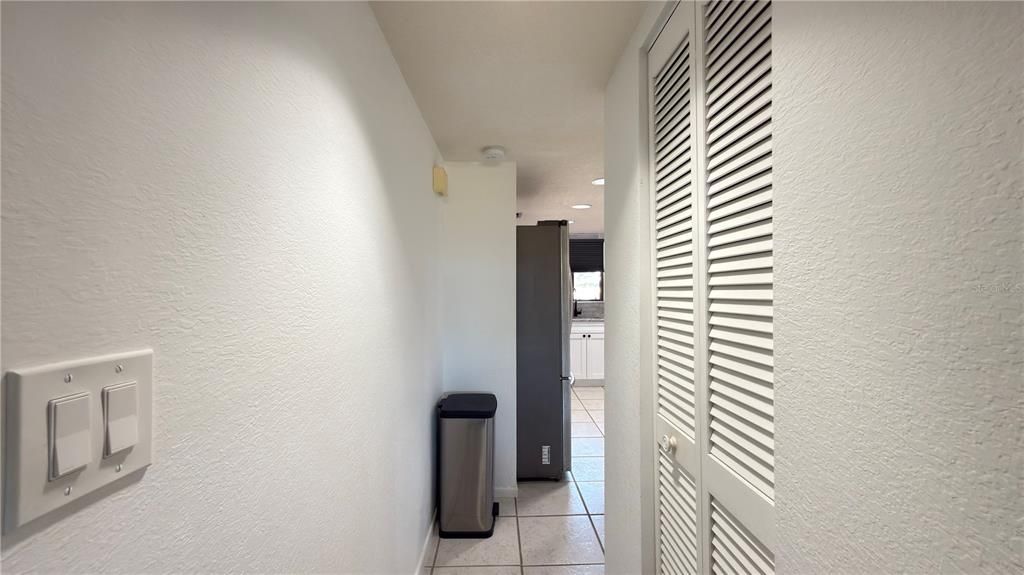 待售: $275,000 (2 贝兹, 2 浴室, 1347 平方英尺)