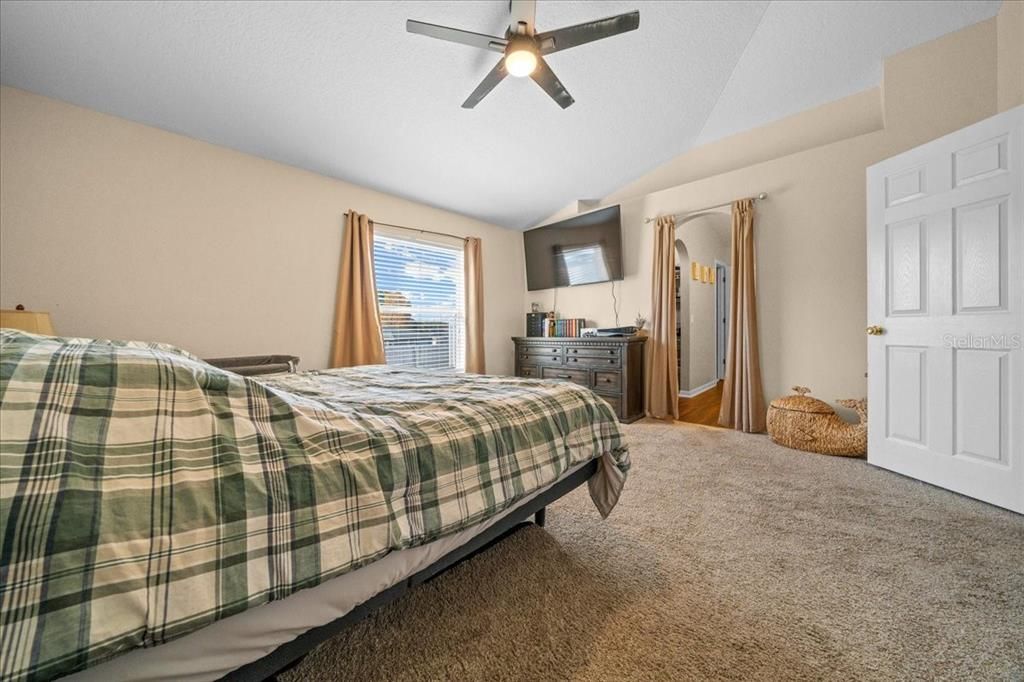 На продажу: $308,100 (3 спален, 2 ванн, 1874 Квадратных фут)