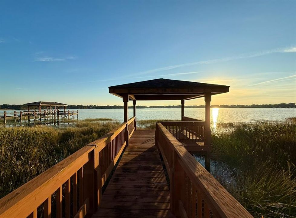 For Rent: $2,600 (3 beds, 2 baths, 1100 Square Feet)