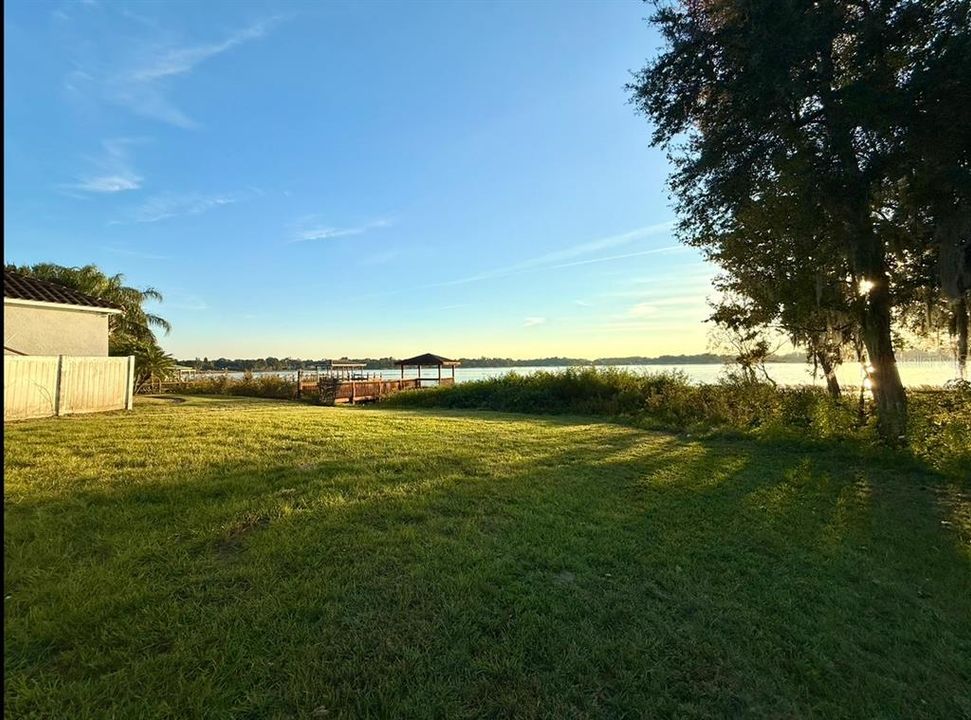 For Rent: $2,600 (3 beds, 2 baths, 1100 Square Feet)