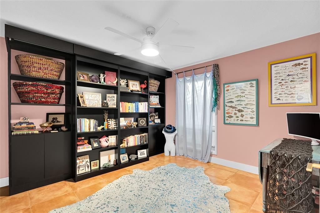 На продажу: $899,000 (2 спален, 2 ванн, 1580 Квадратных фут)