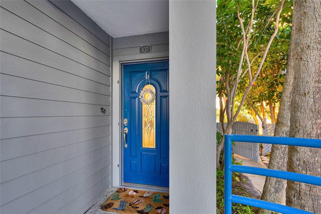 На продажу: $899,000 (2 спален, 2 ванн, 1580 Квадратных фут)