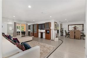 For Sale: $530,000 (4 beds, 3 baths, 2986 Square Feet)