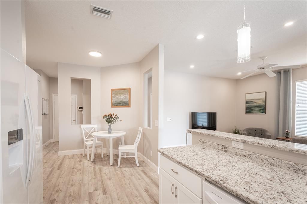 Active With Contract: $410,000 (2 beds, 2 baths, 1657 Square Feet)