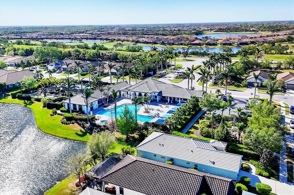 Active With Contract: $434,950 (2 beds, 2 baths, 1617 Square Feet)