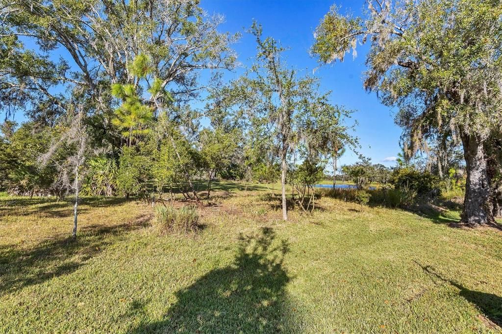 Active With Contract: $434,950 (2 beds, 2 baths, 1617 Square Feet)