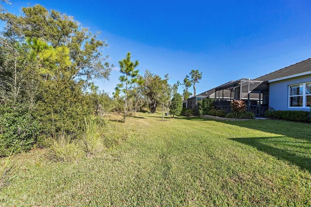 Active With Contract: $434,950 (2 beds, 2 baths, 1617 Square Feet)