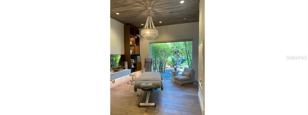 待售: $430,000 (2 贝兹, 2 浴室, 1526 平方英尺)