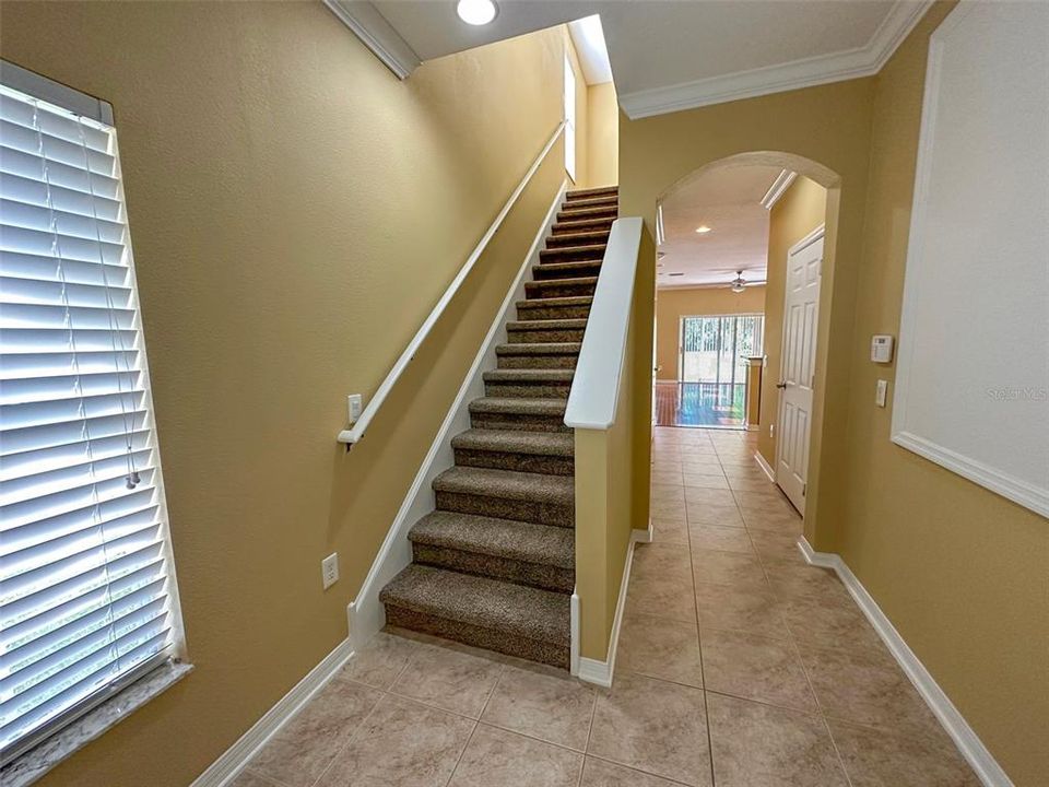 For Rent: $2,100 (3 beds, 2 baths, 1656 Square Feet)