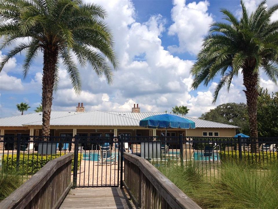 For Rent: $2,100 (3 beds, 2 baths, 1656 Square Feet)