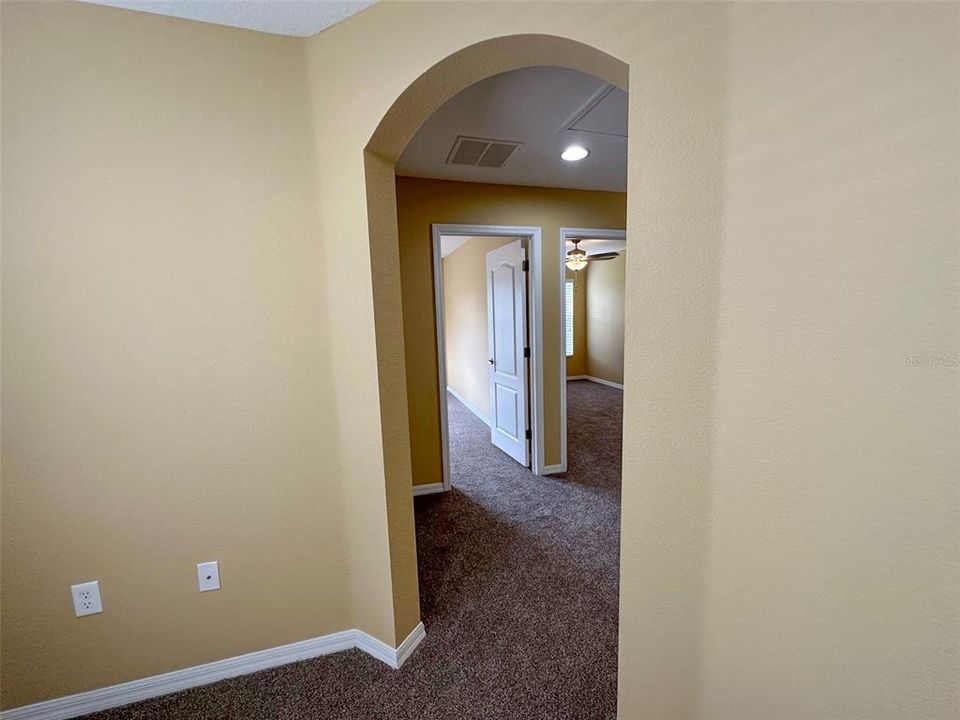 For Rent: $2,100 (3 beds, 2 baths, 1656 Square Feet)