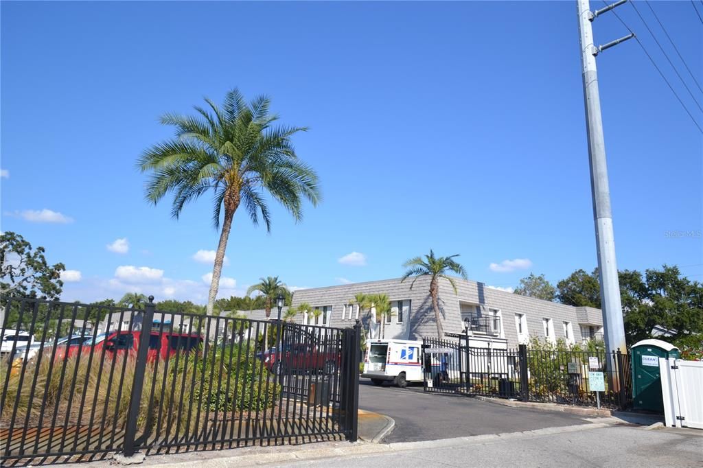 В аренду: $1,600 (1 спален, 1 ванн, 818 Квадратных фут)