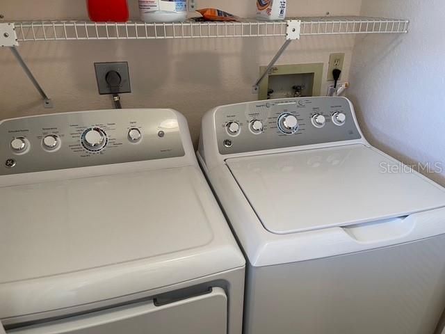 待售: $449,000 (2 贝兹, 2 浴室, 1053 平方英尺)