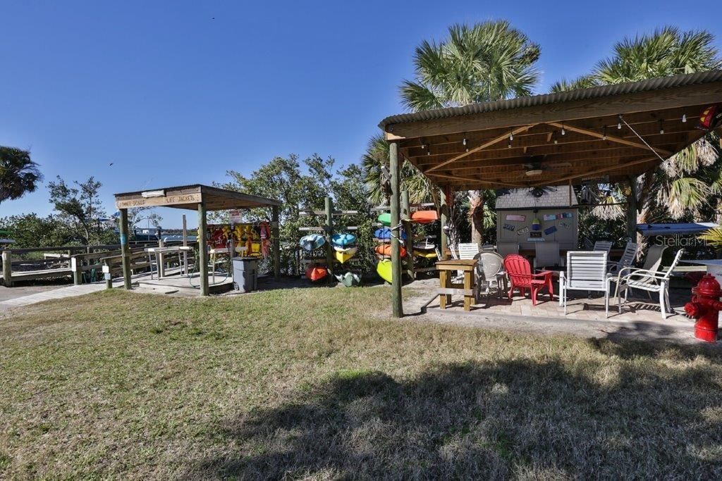 待售: $449,000 (2 贝兹, 2 浴室, 1053 平方英尺)