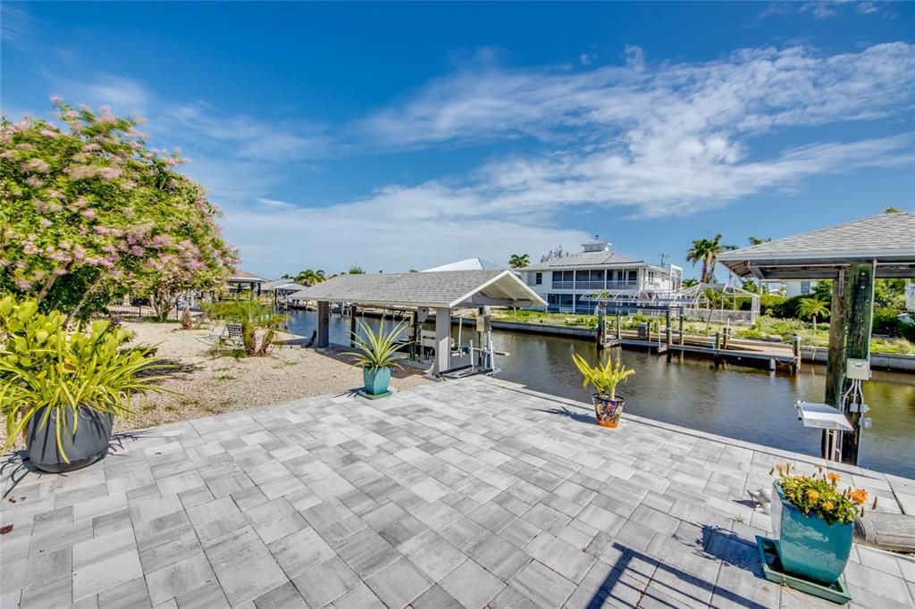 待售: $1,000,000 (3 贝兹, 2 浴室, 1781 平方英尺)