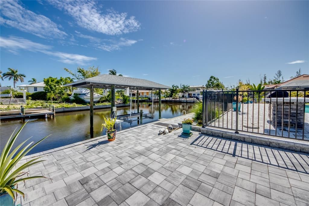 待售: $1,000,000 (3 贝兹, 2 浴室, 1781 平方英尺)