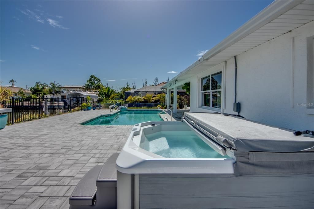 待售: $1,000,000 (3 贝兹, 2 浴室, 1781 平方英尺)