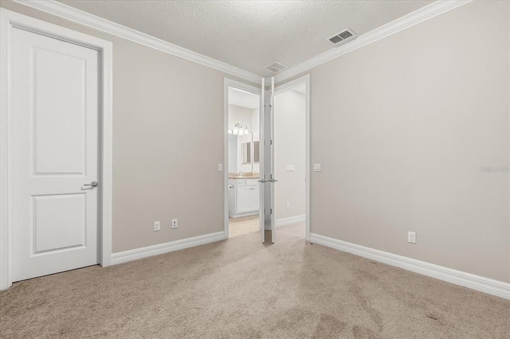 待售: $824,000 (3 贝兹, 3 浴室, 2744 平方英尺)