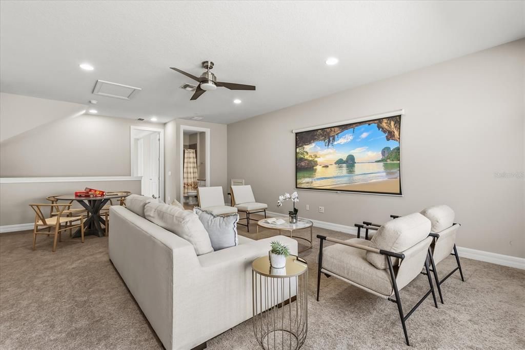 待售: $824,000 (3 贝兹, 3 浴室, 2744 平方英尺)