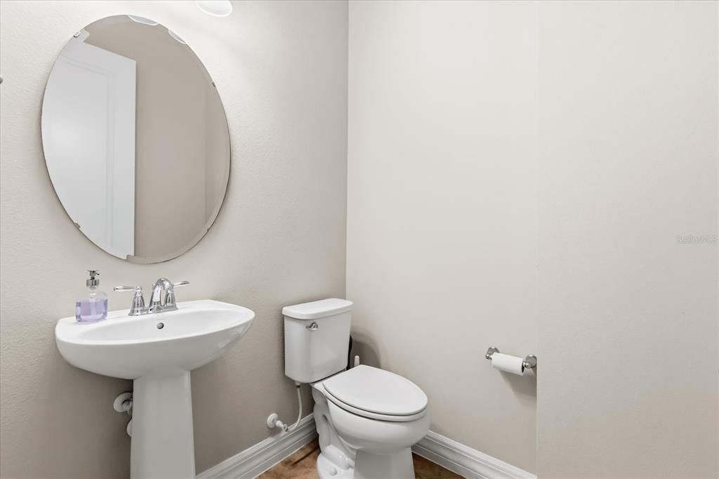 待售: $824,000 (3 贝兹, 3 浴室, 2744 平方英尺)