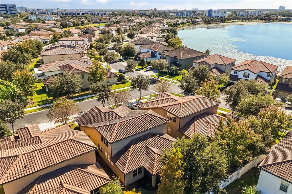 待售: $824,000 (3 贝兹, 3 浴室, 2744 平方英尺)