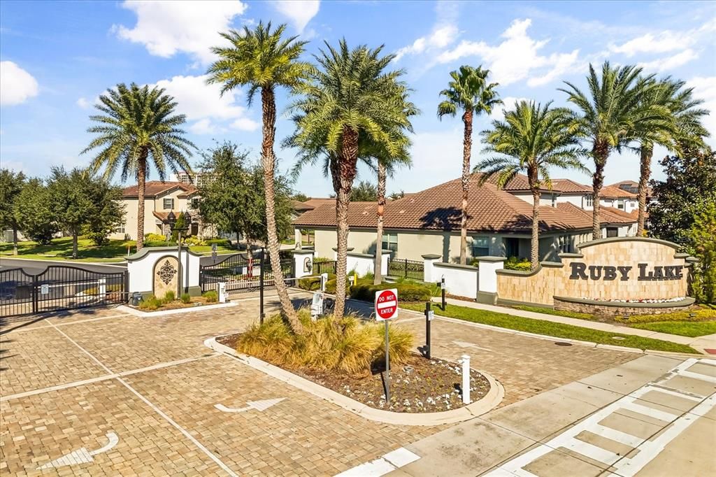 待售: $824,000 (3 贝兹, 3 浴室, 2744 平方英尺)