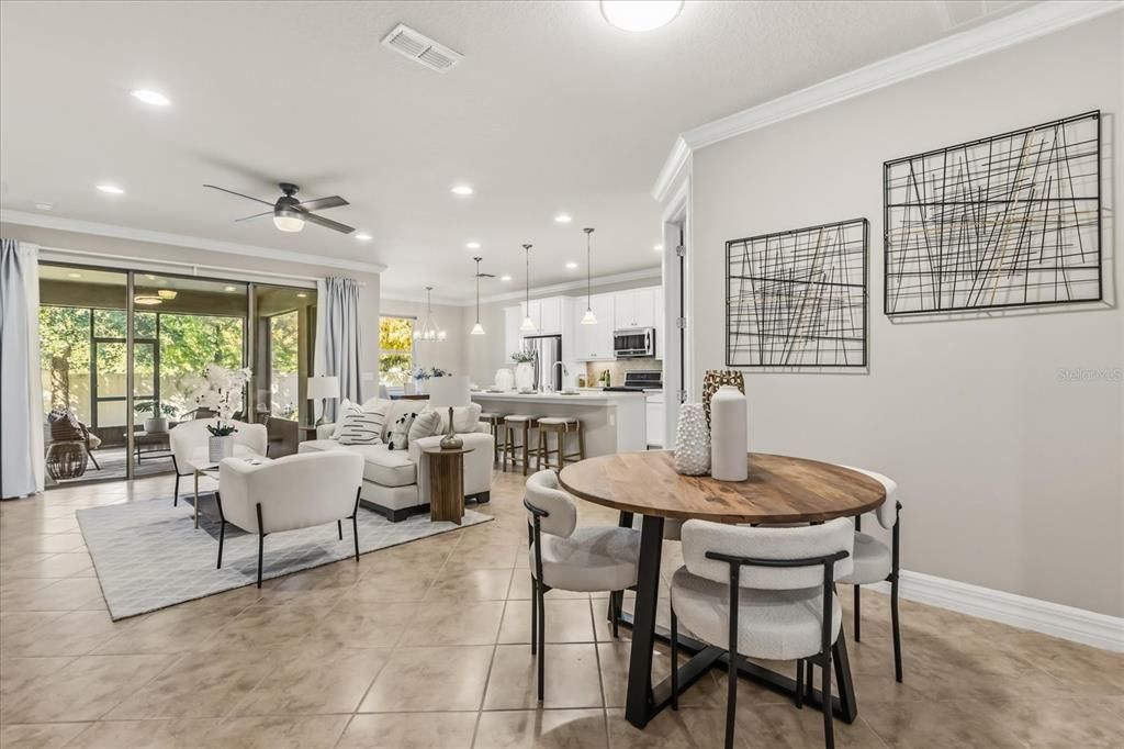 待售: $824,000 (3 贝兹, 3 浴室, 2744 平方英尺)