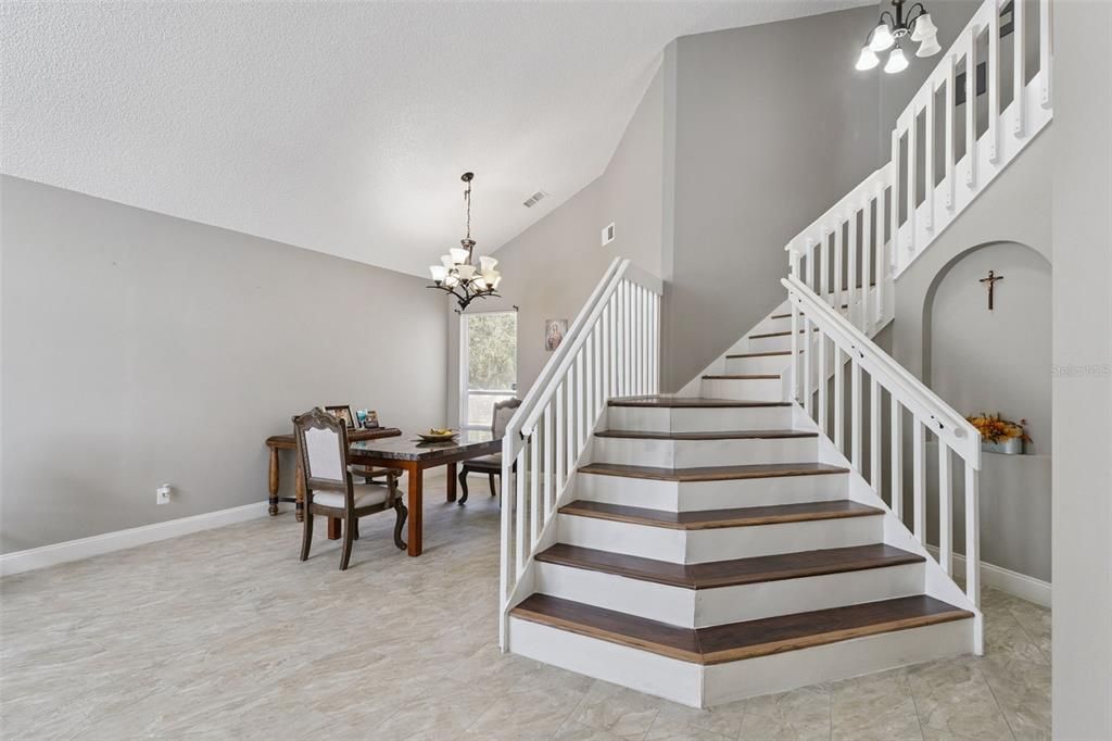 Active With Contract: $450,000 (4 beds, 2 baths, 2253 Square Feet)