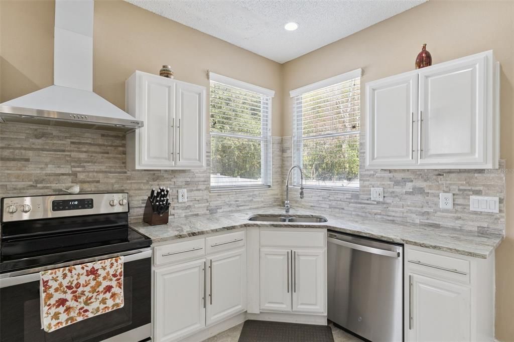 Active With Contract: $450,000 (4 beds, 2 baths, 2253 Square Feet)