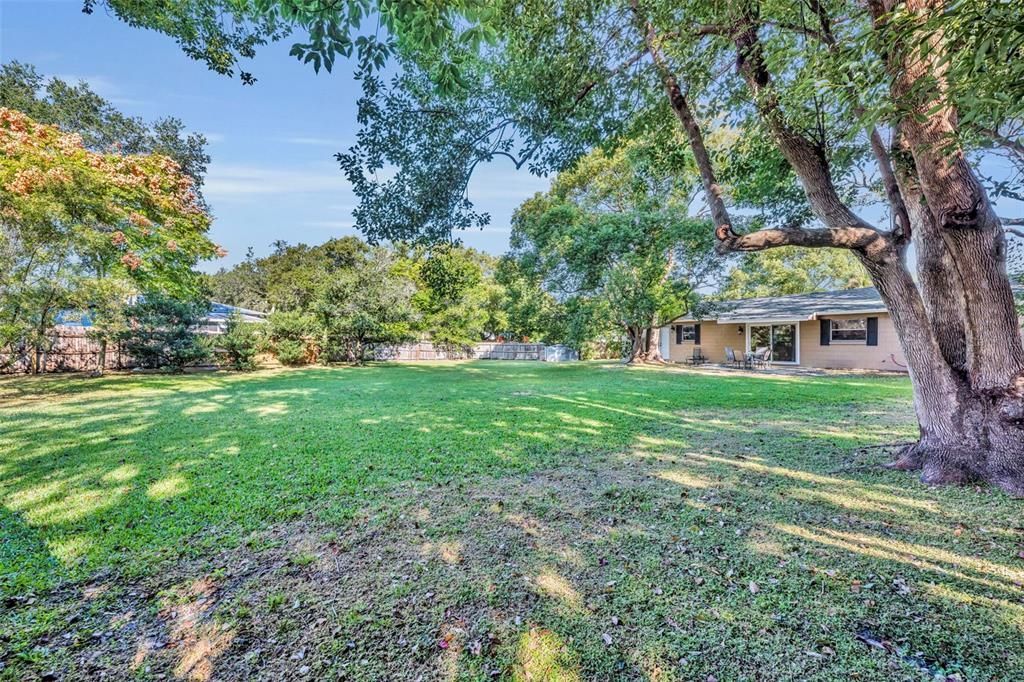 出租: $2,395 (3 贝兹, 2 浴室, 1456 平方英尺)