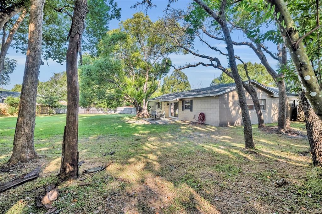 出租: $2,395 (3 贝兹, 2 浴室, 1456 平方英尺)