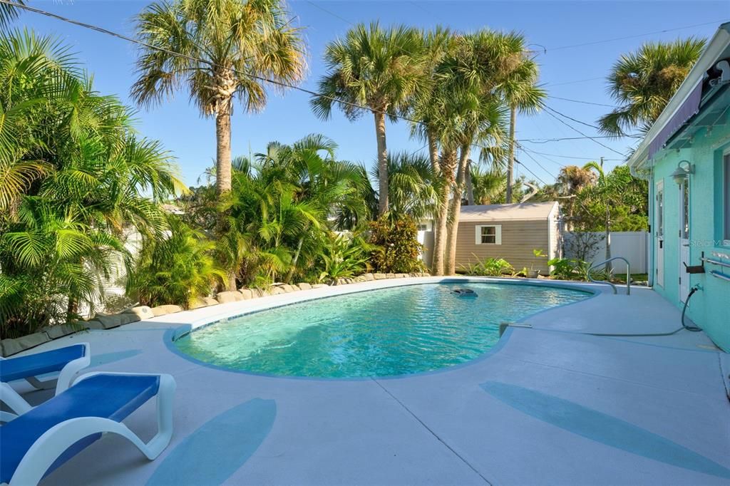 En Venta: $644,000 (4 camas, 3 baños, 2574 Pies cuadrados)