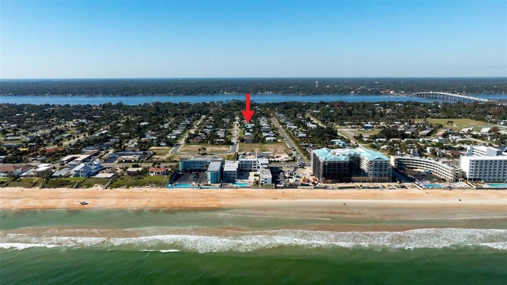 En Venta: $644,000 (4 camas, 3 baños, 2574 Pies cuadrados)