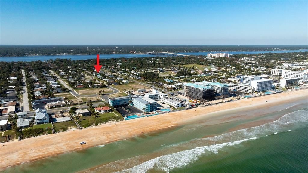 En Venta: $644,000 (4 camas, 3 baños, 2574 Pies cuadrados)