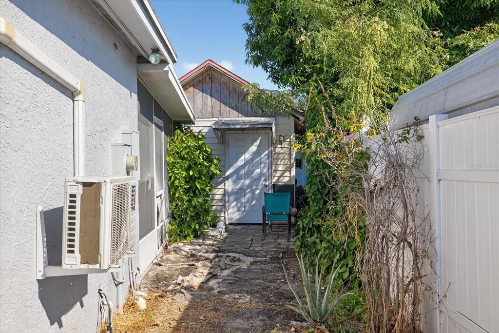 合同活跃: $499,900 (5 贝兹, 4 浴室, 1604 平方英尺)