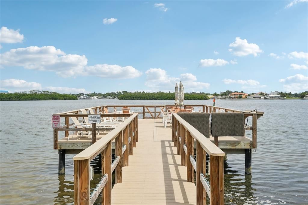 待售: $279,000 (2 贝兹, 2 浴室, 1250 平方英尺)