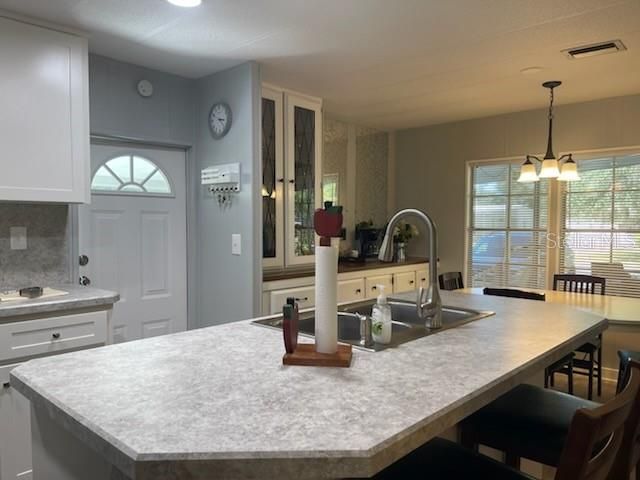 En Venta: $155,000 (2 camas, 2 baños, 864 Pies cuadrados)