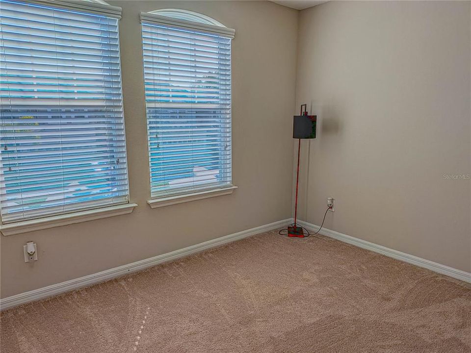 For Sale: $360,000 (3 beds, 2 baths, 1661 Square Feet)