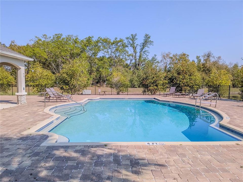 For Sale: $360,000 (3 beds, 2 baths, 1661 Square Feet)