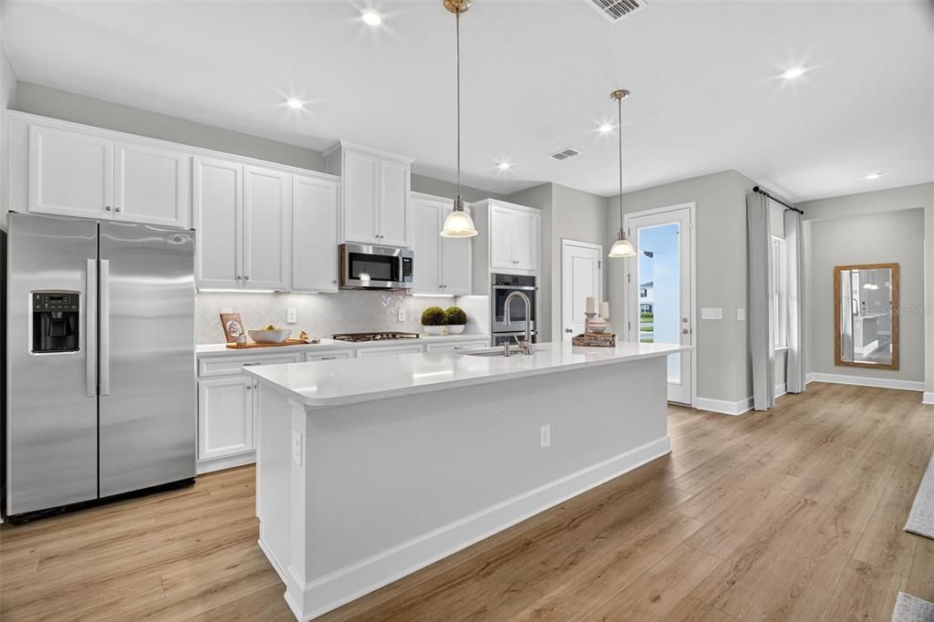 En Renta: $2,800 (3 camas, 2 baños, 2138 Pies cuadrados)