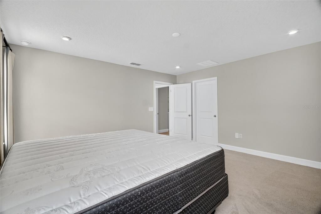 En Renta: $2,800 (3 camas, 2 baños, 2138 Pies cuadrados)