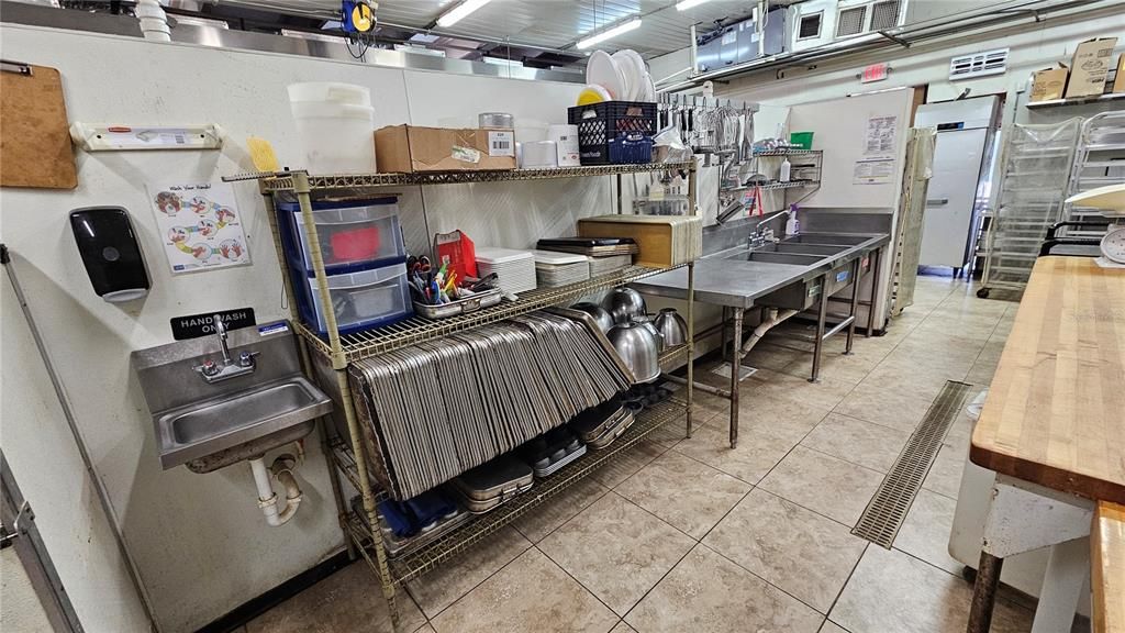 待售: $1,500,000 (0 贝兹, 0 浴室, 3192 平方英尺)