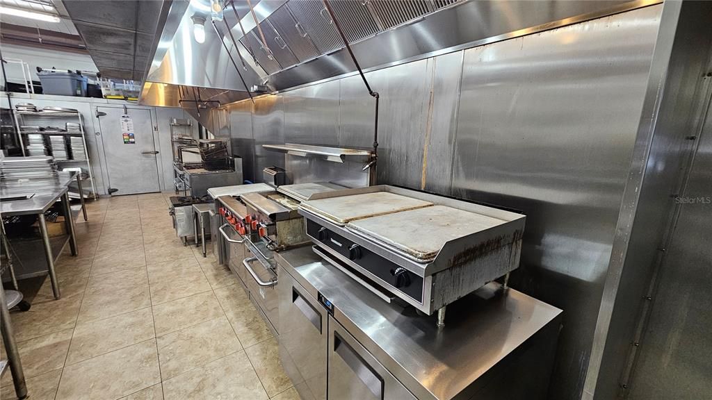 待售: $1,500,000 (0 贝兹, 0 浴室, 3192 平方英尺)