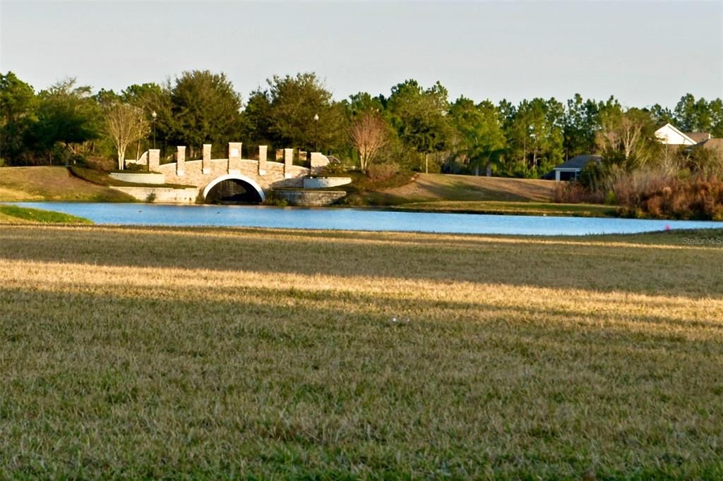 出租: $3,000 (4 贝兹, 3 浴室, 2547 平方英尺)