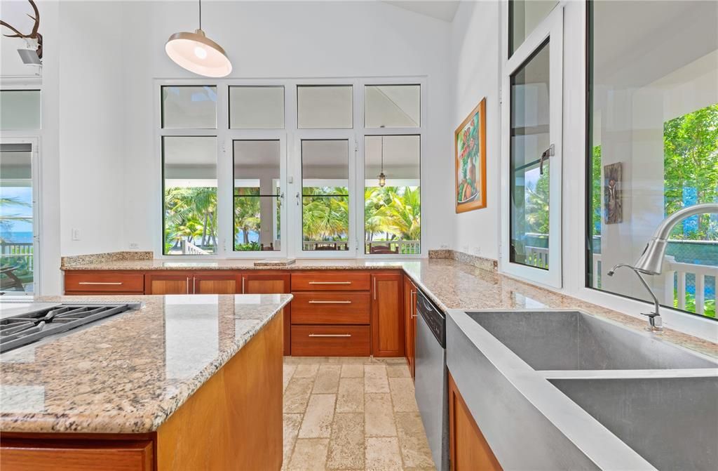 For Sale: $2,500,000 (2 beds, 2 baths, 4877 Square Feet)